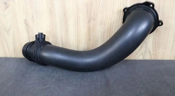 Mercedes-Benz SLK R172 Intake resonator 6510903937 A6510903937