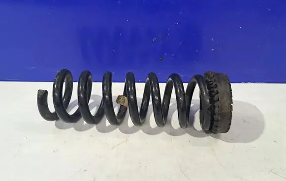 Maserati Ghibli Rear coil spring