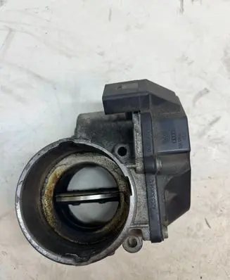 Volkswagen Touran I Throttle valve 03G128063A