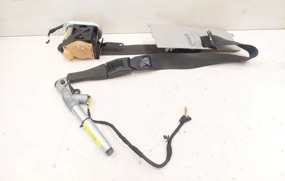Opel Insignia A Front seatbelt 12848365 306532310 BAMPT11211