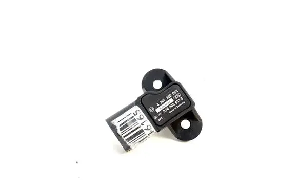 Volkswagen PASSAT CC Air pressure sensor 036906051C