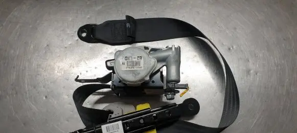 KIA Sportage Front seatbelt 888203U210ED