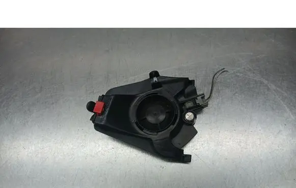 Volvo V70 Subwoofer speaker 8633992