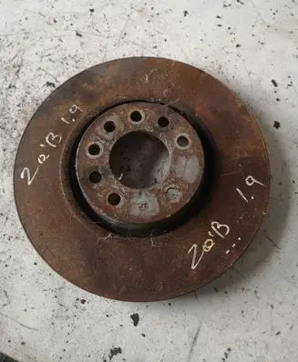 Opel Zafira B Front brake disc