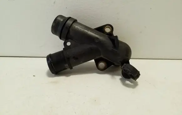 Jaguar XE Engine coolant pipe/hose G4D38A544AA