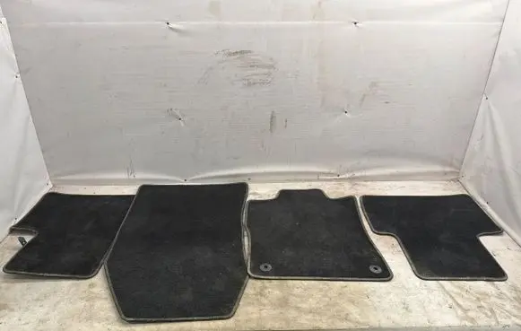 Peugeot 308 Car floor mat set 9838255280 9840567180 9838255380