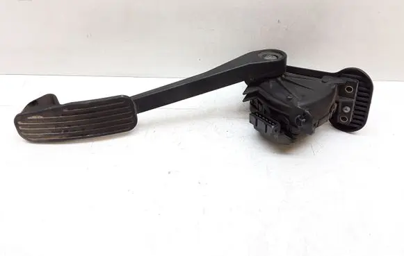 Volvo S60 Accelerator throttle pedal 30636004 6PV00853701