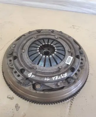 Opel Astra J Clutch set kit 55562026 R90400169