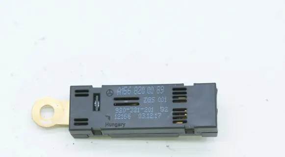Mercedes-Benz C W205 Aerial antenna amplifier A1568200089