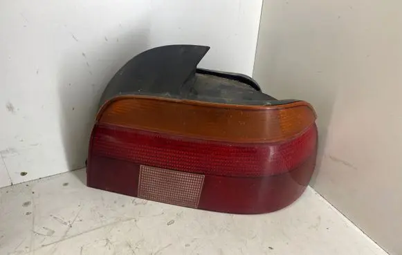 BMW 5 E39 Rear/tail lights 8363566