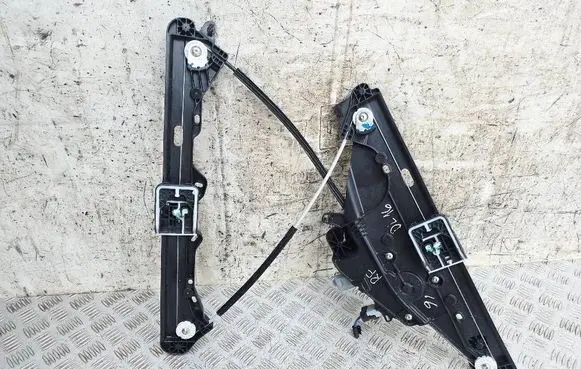 Opel Mokka B Front door window regulator with motor 9828130680 430113H0