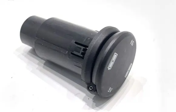 Jaguar F-Pace USB socket connector FK7219010AB