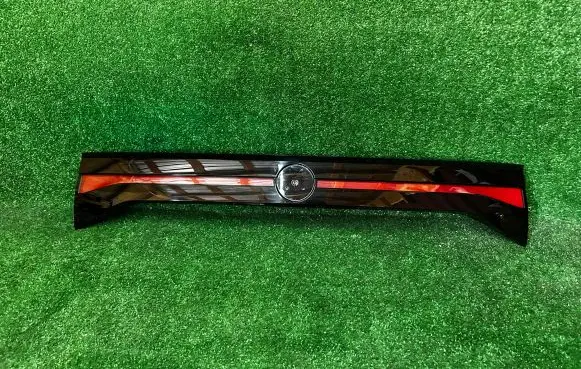 Volkswagen T-Cross Rear light center trim bar blend 2GM827577H