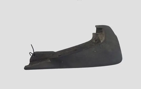 Volvo V70 Front mudguard 39664837