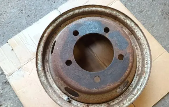 Renault Mascott R16 steel rim 
