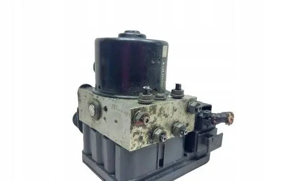 Volkswagen PASSAT B6 ABS Pump 1K0907379D 00009322D0 10096003433