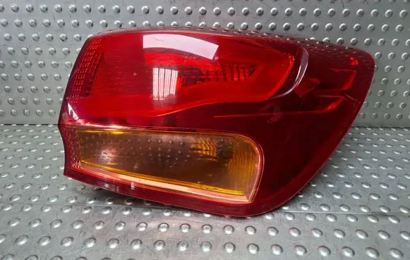 KIA Ceed Rear/tail lights S27725827 92402A23
