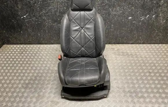 Citroen DS7 Crossback Front driver seat 