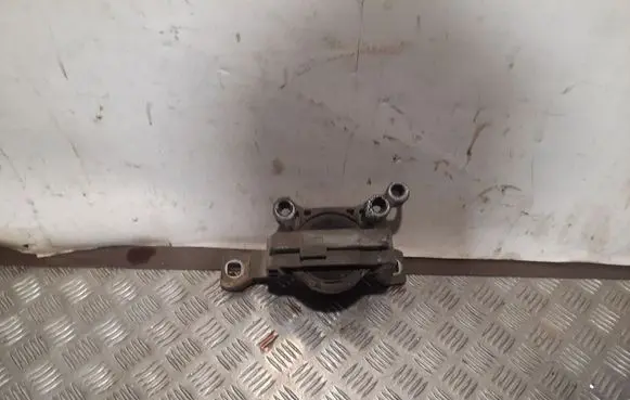 Ford Escape III Engine mount bracket CV616F012