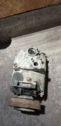 Volkswagen Golf V Air conditioning (A/C) compressor (pump) 1K0820803N
