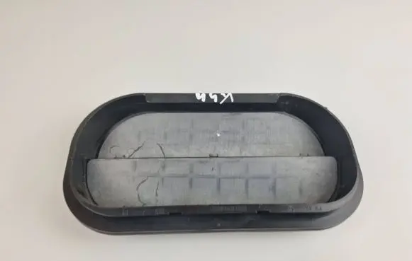 Audi Q5 SQ5 FY Quarter panel pressure vent 6R0819465C