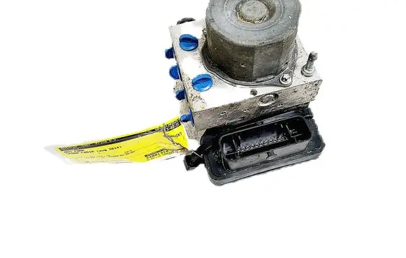 Skoda Fabia Mk2 (5J) ABS Pump 6R0614517AK 6R0907379AT