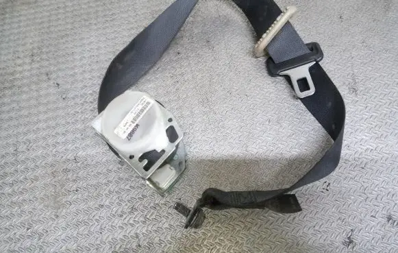 Nissan Note (E11) Rear seatbelt 306087899JN7AB