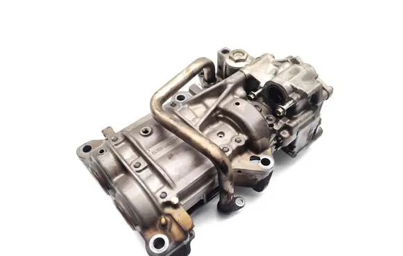Mazda 3 III Oil pump balance shaft SH01117K0