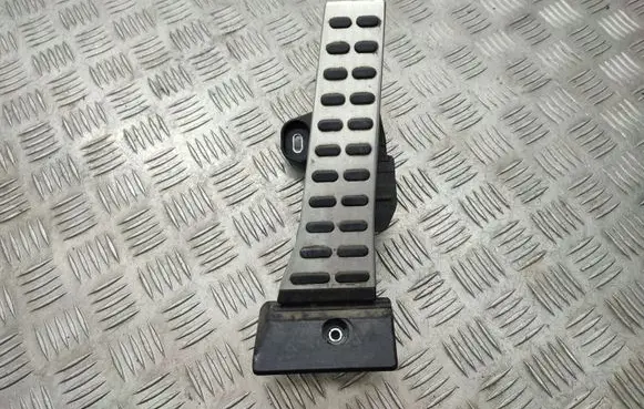 KIA Sportage Accelerator throttle pedal