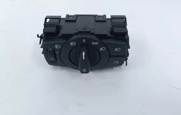 BMW 1 E81 E87 Light switch 6932792 33600101