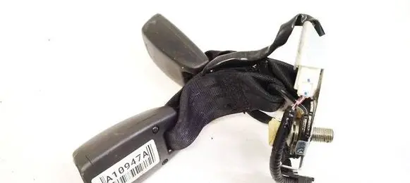 Mazda 3 I Rear seatbelt buckle