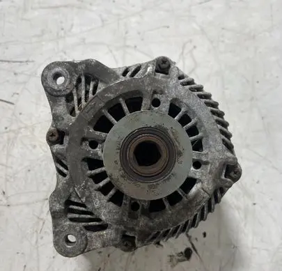Renault Kangoo II Generator/alternator 8200363528