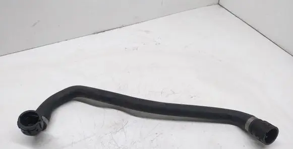 BMW 1 E82 E88 Engine coolant pipe/hose