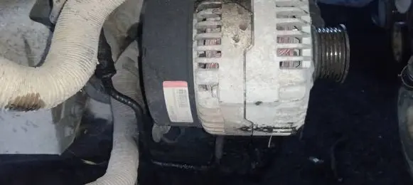 Opel Zafira A Generator/alternator A0413 0252738