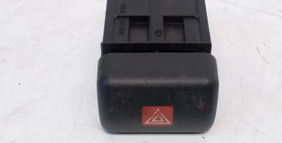 Opel Zafira A Hazard light switch 90589897 09104489