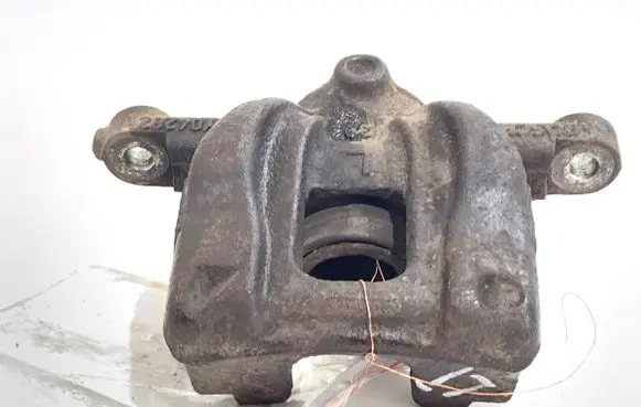 Honda CR-V Rear brake caliper