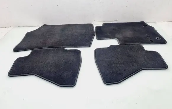 Toyota Aygo AB40 Car floor mat set 