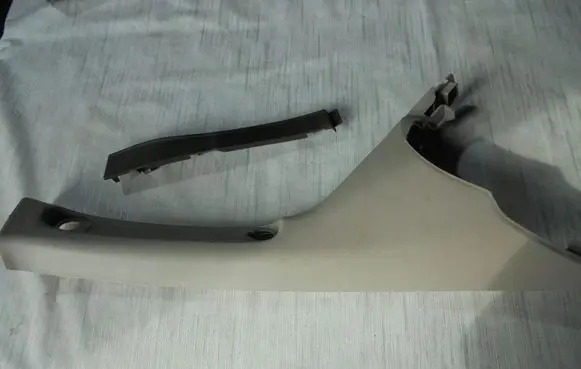 Nissan Navara D40 (A) pillar trim