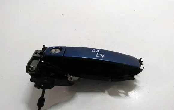 Audi A3 S3 8P Front door exterior handle