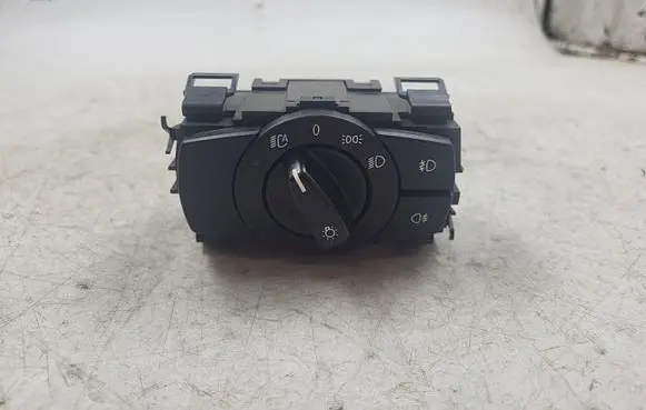 BMW X1 E84 Light switch 6932796