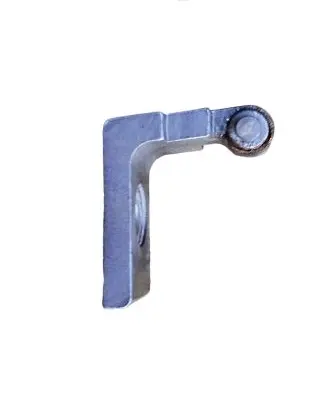 BMW X3 F25 Front door lower hinge 7068078 ES03DE