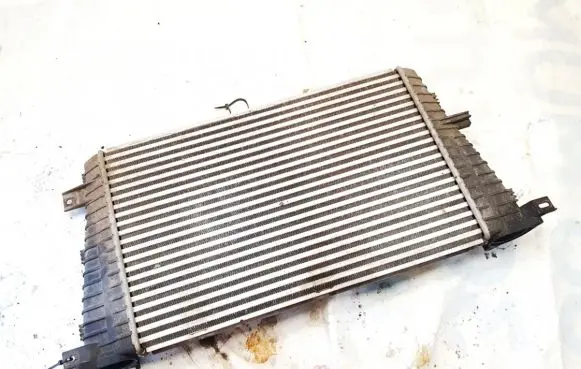 Opel Zafira B Intercooler radiator