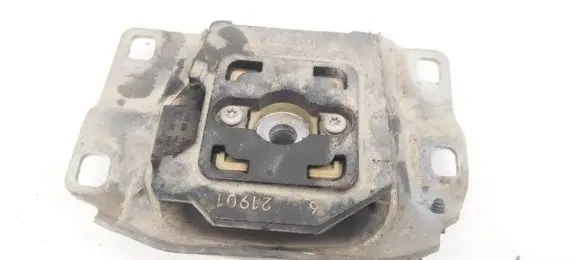 Ford Focus Engine mount bracket V617M121AB 322A68A