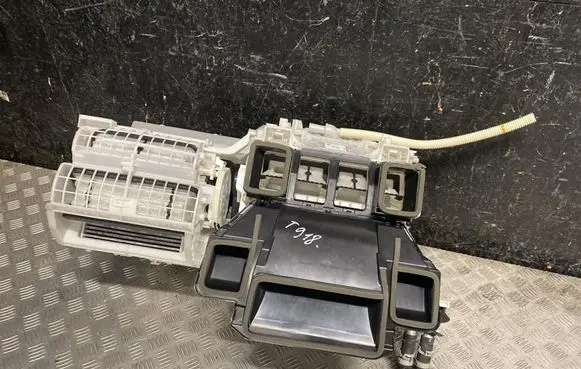 Toyota Prius (XV60) Interior heater climate box assembly housing 8705047500