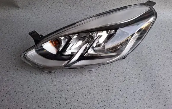 Ford Fiesta Headlight/headlamp L1BB13E015EB 115PL10674