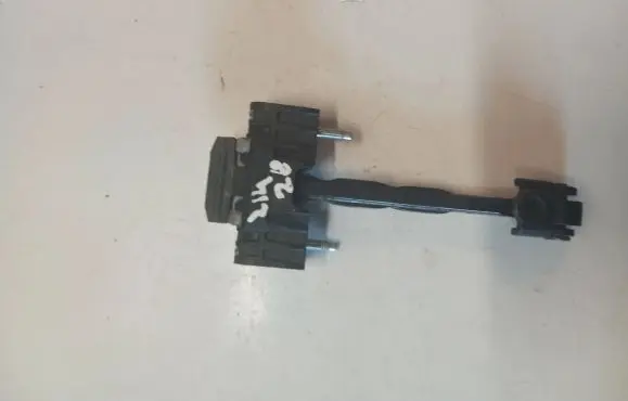 Volvo V60 Rear door check strap stopper 31298466