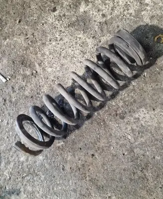 Hyundai i40 Rear coil spring