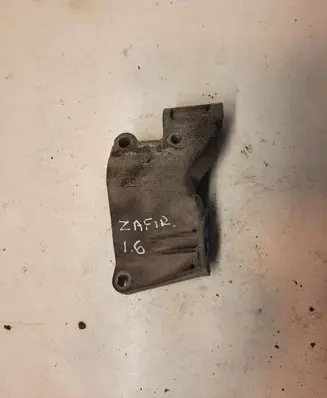 Opel Zafira A Engine mounting bracket 92021