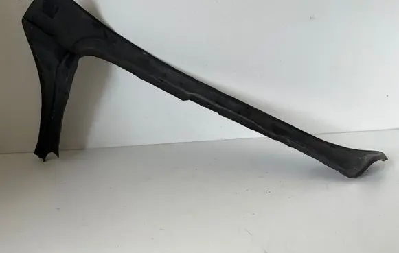 Audi A5 8T 8F Fender end trim 8T0821112