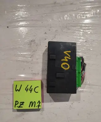Volvo S40, V40 Alarm control unit/module 30889927 MB2323008471